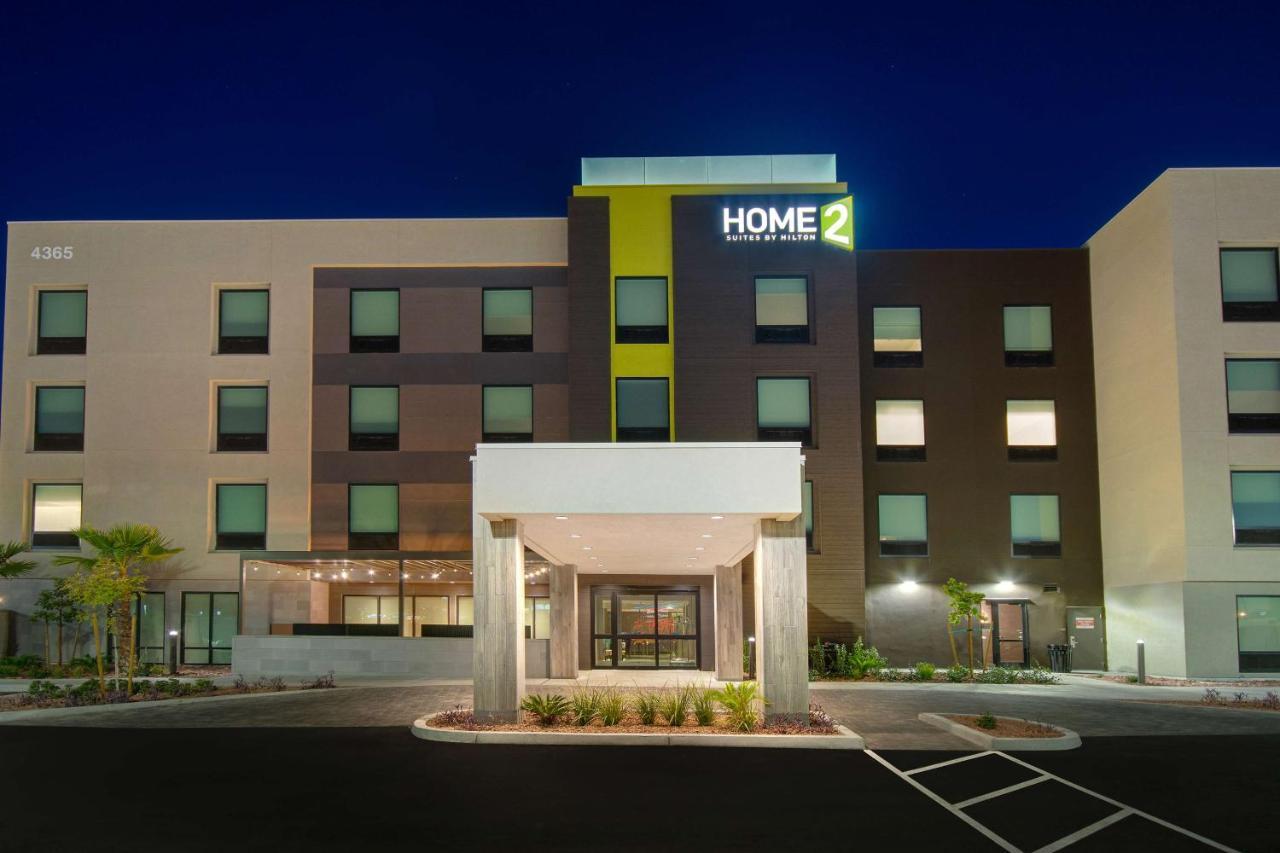 Home2 Suites By Hilton Las Vegas North Exterior photo
