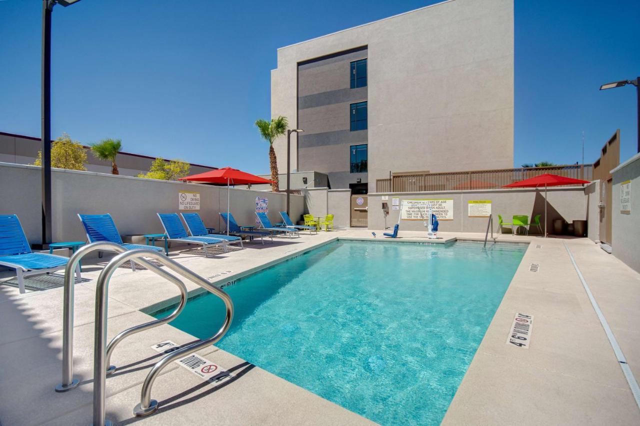 Home2 Suites By Hilton Las Vegas North Exterior photo